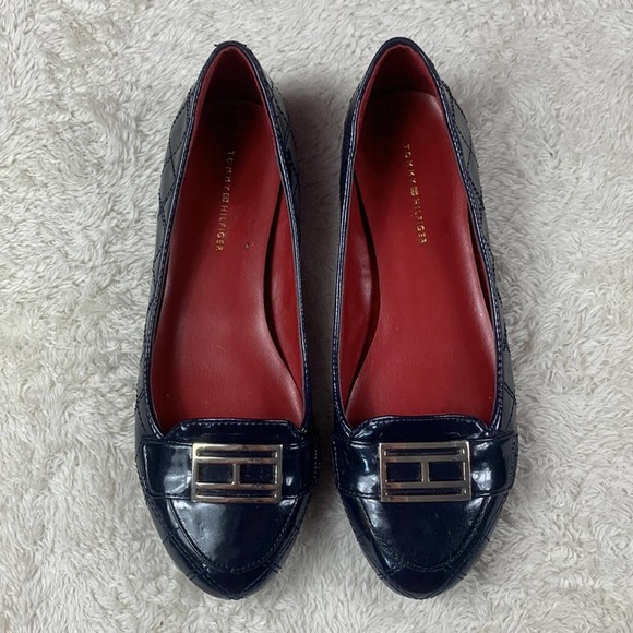 Tommy Hilfiger quilted blue patented leather silver buckle loafers, size 7 - Picture 1 of 7